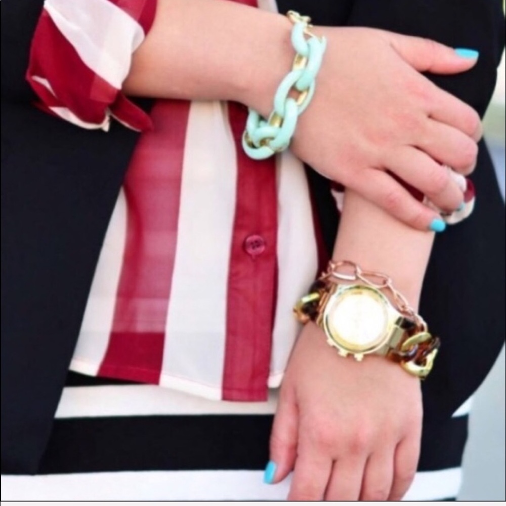 Mint Color Link Bracelet Gold Accented